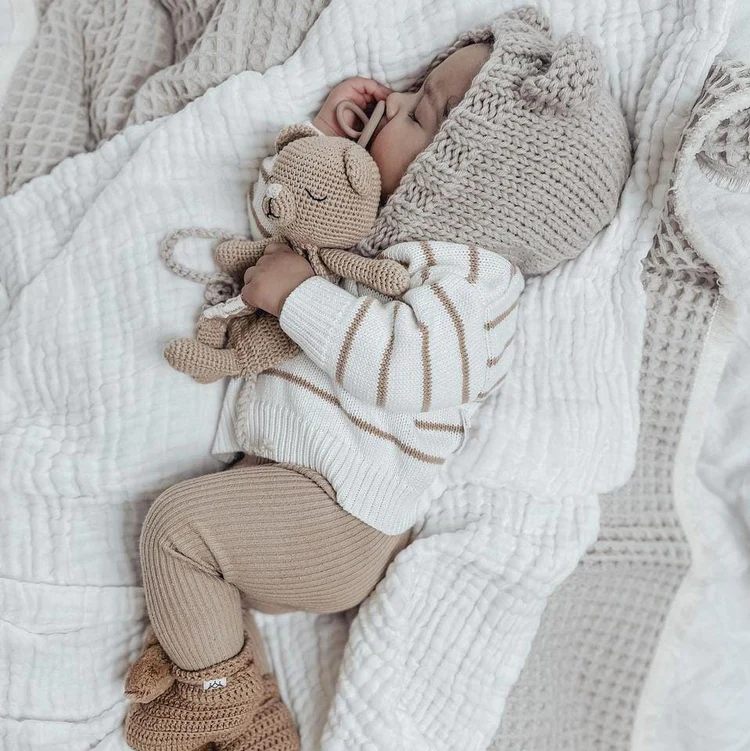 Cuddle Me Bear