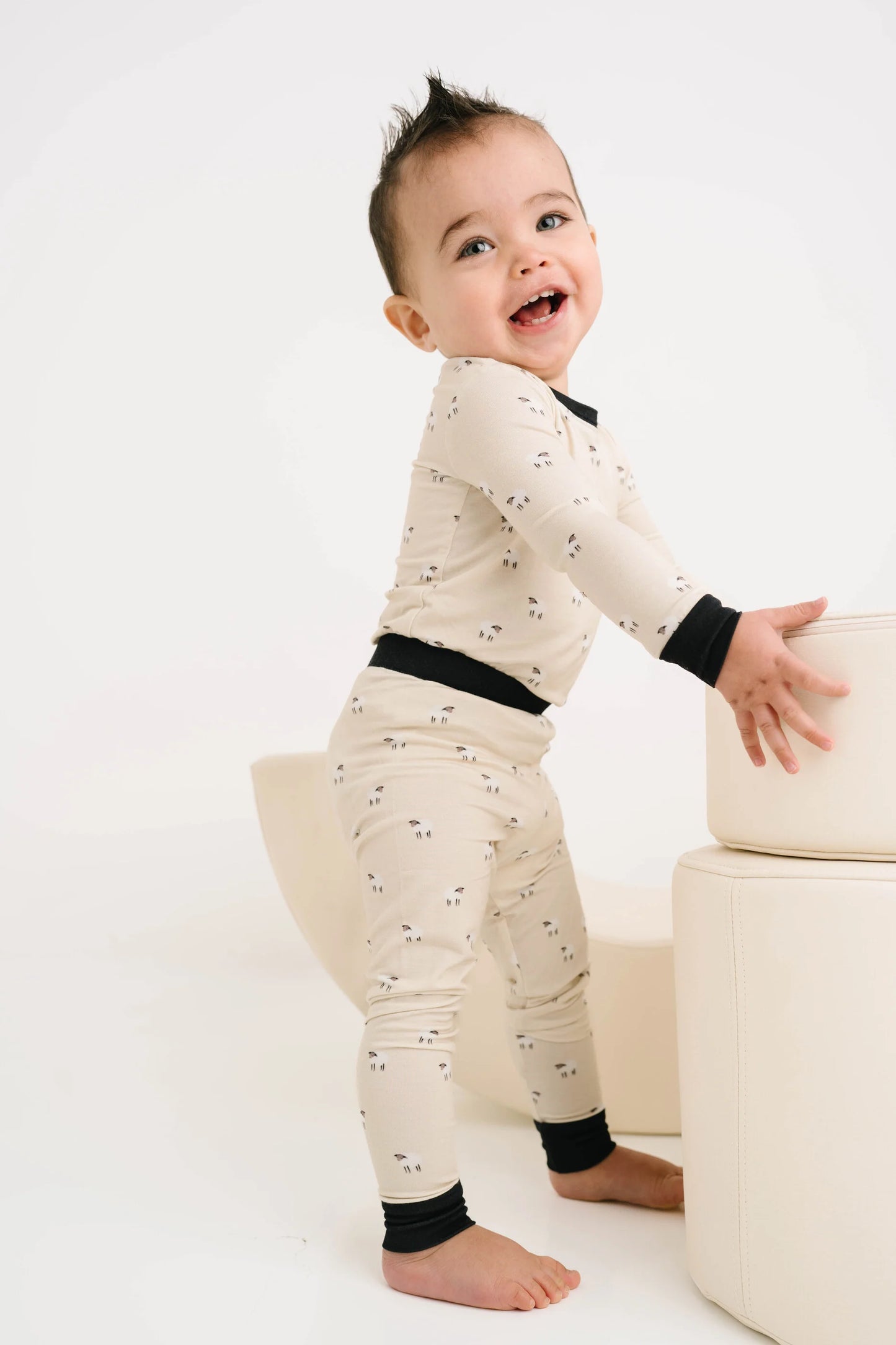 Cozy Sheep Bamboo Set